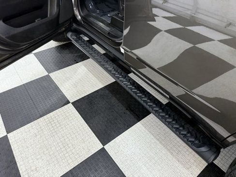 Used 2021 Chevrolet Tahoe Z71 image 31