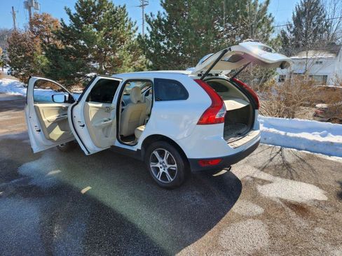 Used 2013 Volvo XC60 T6 image 15