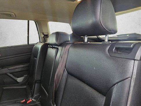 Used 2018 Volkswagen Atlas SE image 18