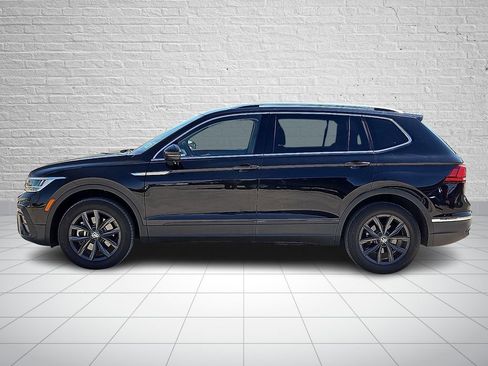 Used 2024 Volkswagen Tiguan Wolfsburg Edition FWD image 2