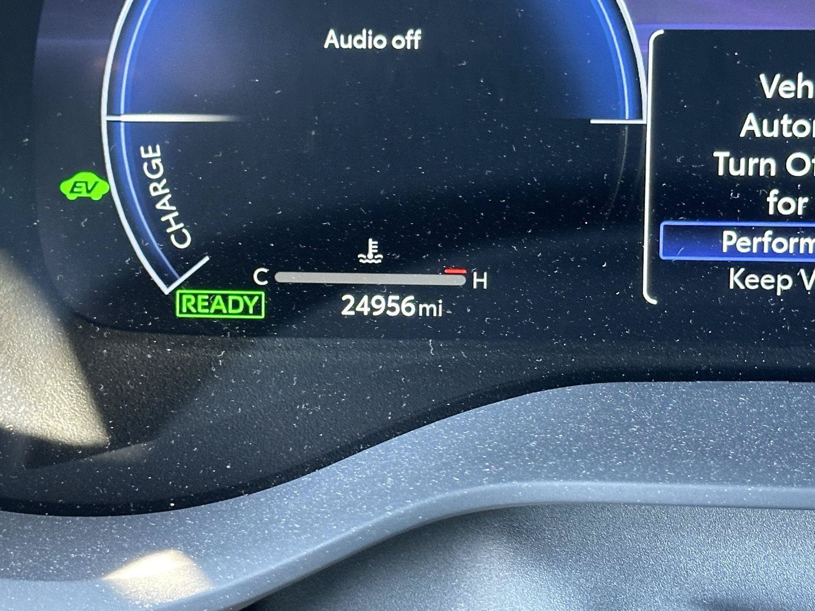 Used 2025 Toyota Sienna Platinum FWD image 13