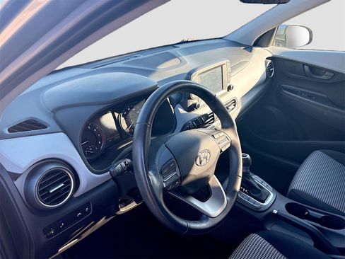 Used 2020 Hyundai Kona SEL Plus image 9