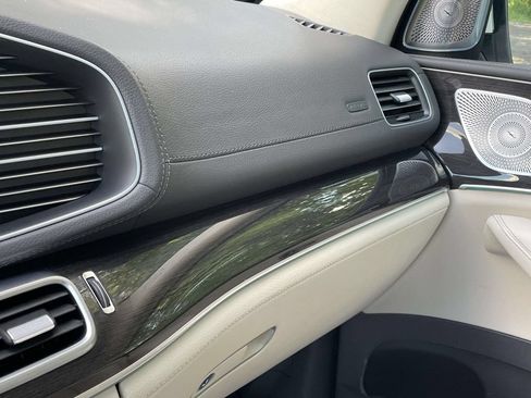 Used 2020 Mercedes-Benz GLE 580 4MATIC image 34