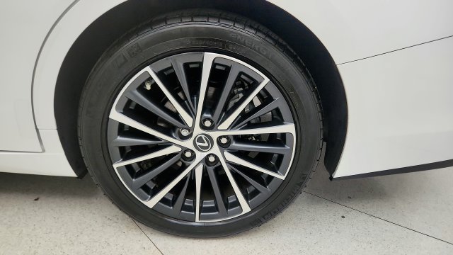 Used 2025 Lexus ES 350 w/ Premium Package FWD image 76