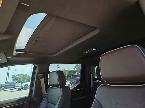 Used 2024 GMC Sierra 1500 Denali RWD image 21