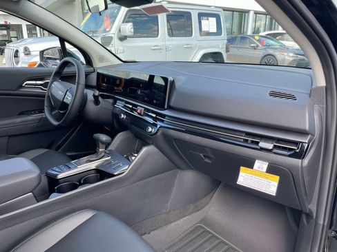 New 2026 Kia Sportage EX w/ EX Panorama Roof Package FWD image 31