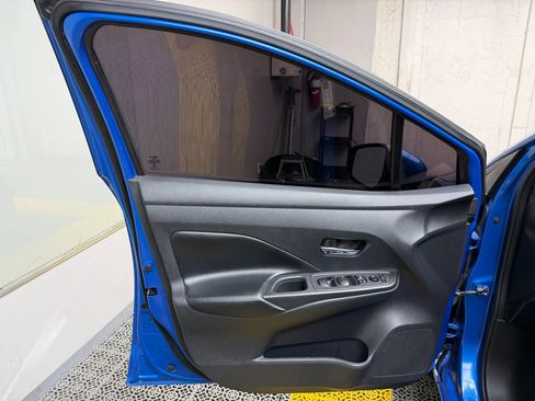 Used 2020 Nissan Versa SV image 11