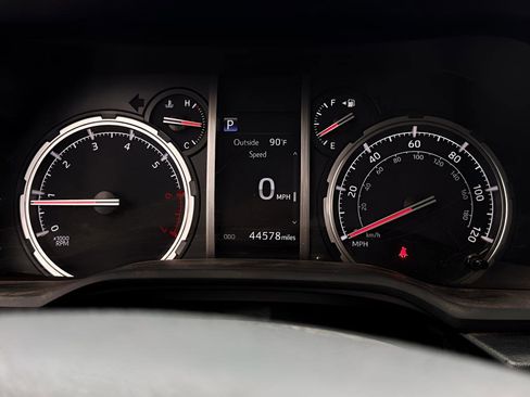 Used 2023 Toyota 4Runner Limited AWD/4WD image 14