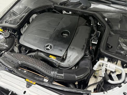 Used 2019 Mercedes-Benz C 300 Sedan image 46