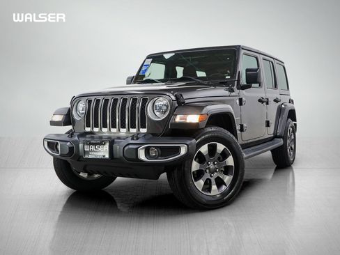 Used 2018 Jeep Wrangler Unlimited Sahara w/ Cold Weather Group AWD/4WD image 1
