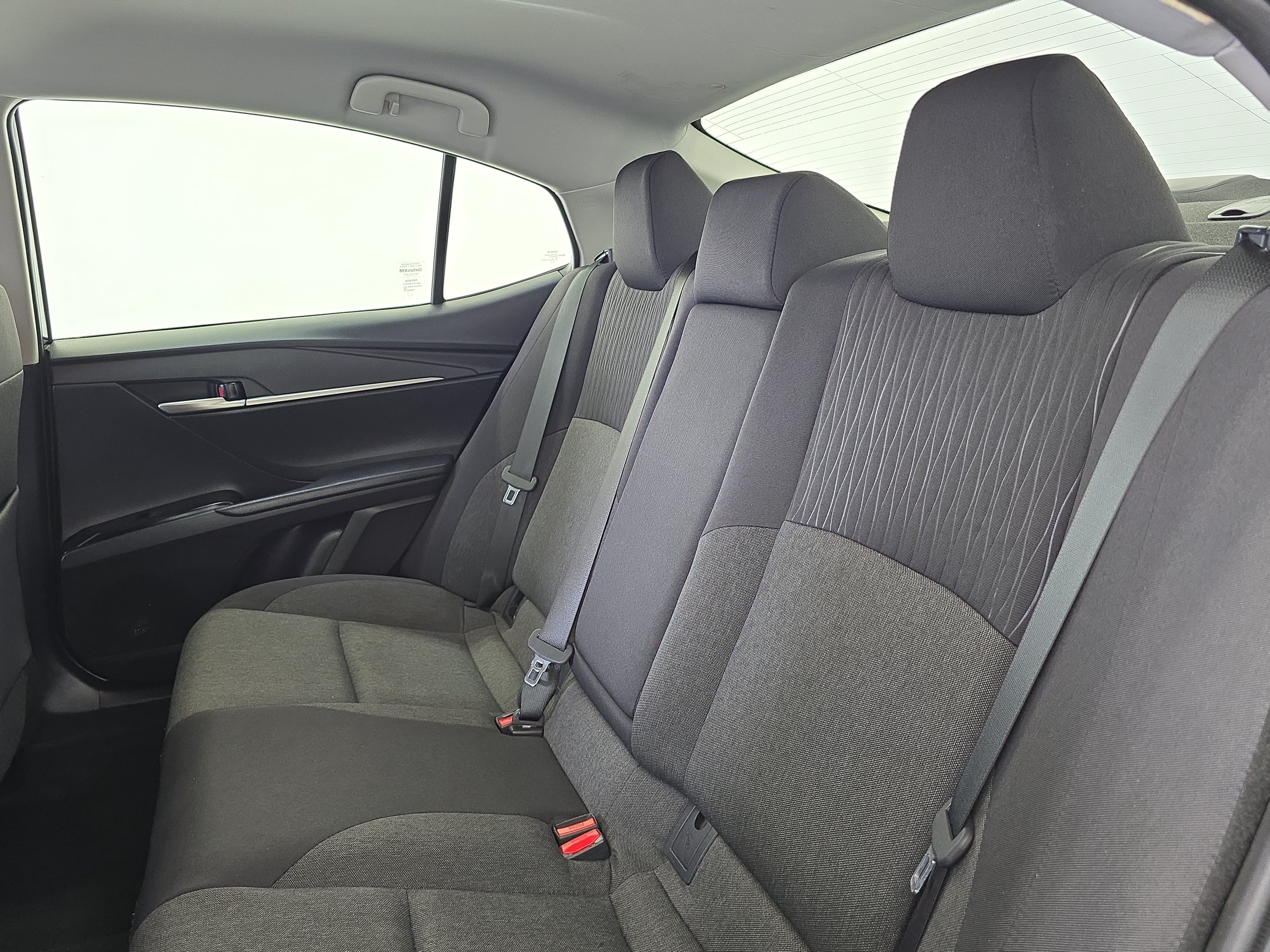 Used 2025 Toyota Camry LE FWD image 11