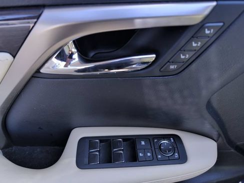 Used 2022 Lexus RX 450hL Luxury w/ Cold Area Package (CT) AWD/4WD image 14