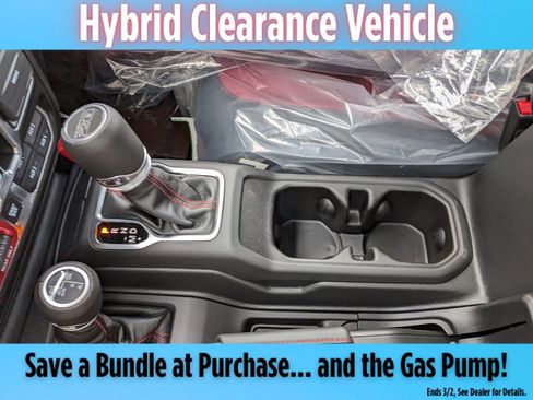 New 2023 Jeep Wrangler Unlimited Rubicon 4xe image 25