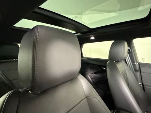 New 2026 Land Rover Range Rover Evoque S image 33
