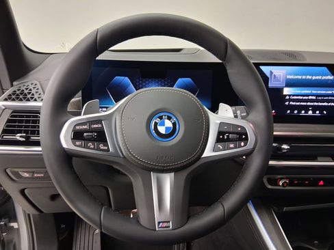 New 2026 BMW X5 xDrive50e w/ M Sport Package AWD/4WD image 14