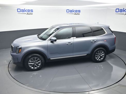 New 2025 Kia Telluride LX FWD image 50