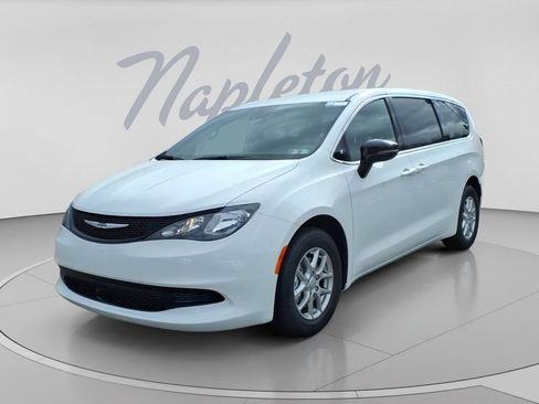 New 2026 Chrysler Voyager LX FWD image 3