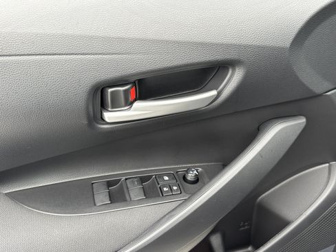 New 2026 Toyota Corolla SE w/ SE Premium Package FWD image 18