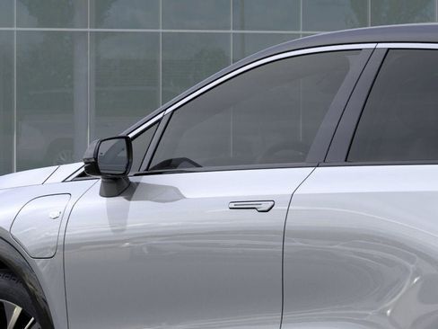 New 2026 Cadillac Optiq Luxury 2 image 12