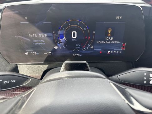 Used 2025 Chevrolet Traverse RS image 10