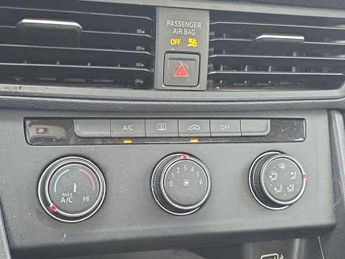 Used 2019 Volkswagen Jetta S w/ Driver Assistance Package image 15