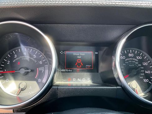 Used 2022 Ford Mustang Premium RWD image 24