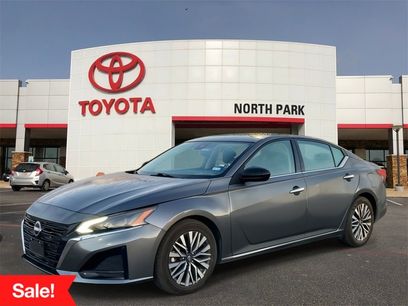 Used 2024 Nissan Altima 2.5 SV