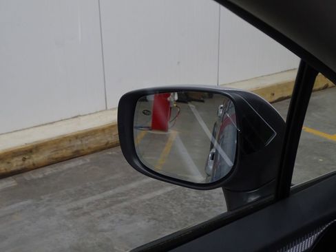 Used 2023 Subaru Crosstrek 2.5i Limited image 35