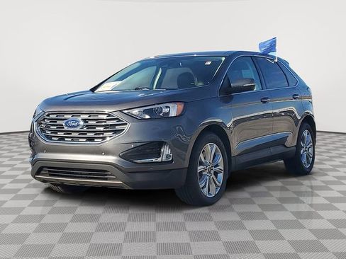 Certified 2024 Ford Edge Titanium image 2