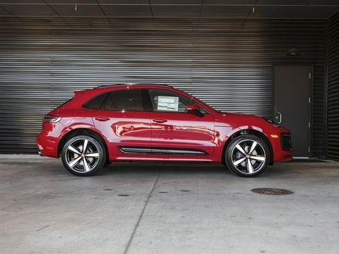 New 2026 Porsche Macan Turbo image 8
