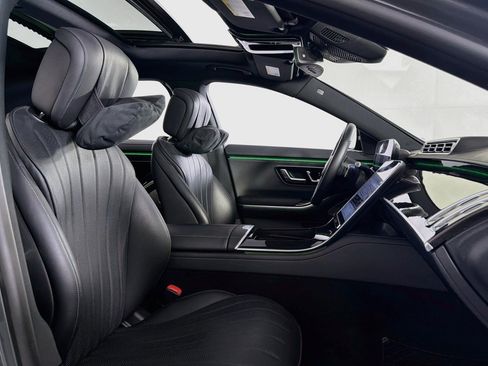 Certified 2023 Mercedes-Benz S 500 4MATIC image 8