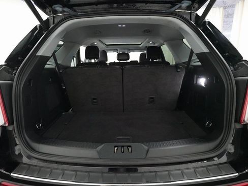 Used 2022 Ford Explorer Limited image 10