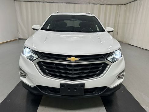 Used 2018 Chevrolet Equinox LT w/ Sun & Infotainment Package image 3
