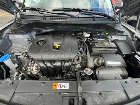 Used 2025 Kia Soul LX w/ LX Technology Package FWD image 31