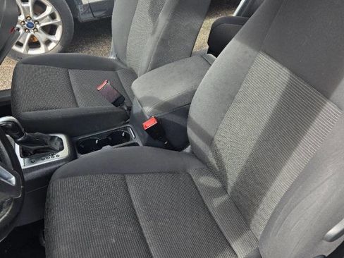 Used 2017 Volkswagen Tiguan Limited w/ Premium Package image 13