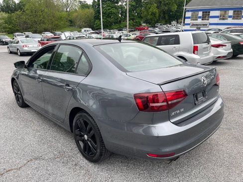 Used 2018 Volkswagen Jetta Sport FWD image 8