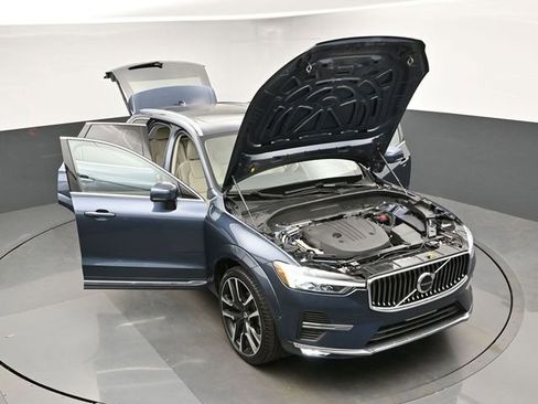 Used 2023 Volvo XC60 B5 Ultimate w/ Protection Package Premier AWD/4WD image 51