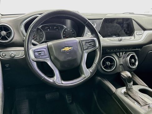 Used 2020 Chevrolet Blazer LT w/ Sound & Technology Package FWD image 18