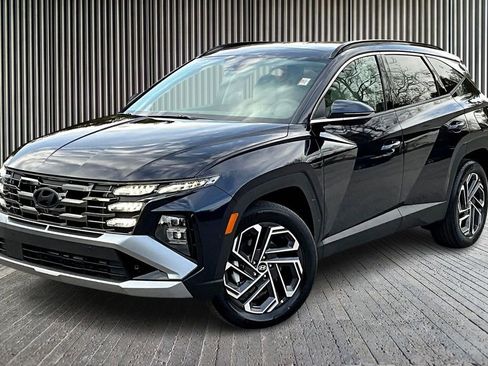 New 2026 Hyundai Tucson Limited AWD/4WD image 2