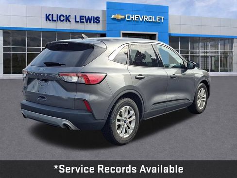 Used 2022 Ford Escape SE FWD image 8
