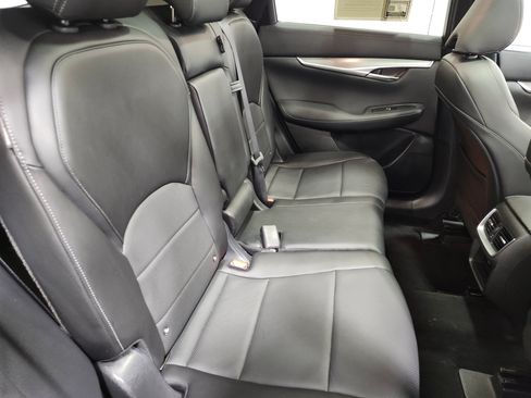 Used 2023 INFINITI QX50 Luxe AWD/4WD image 15