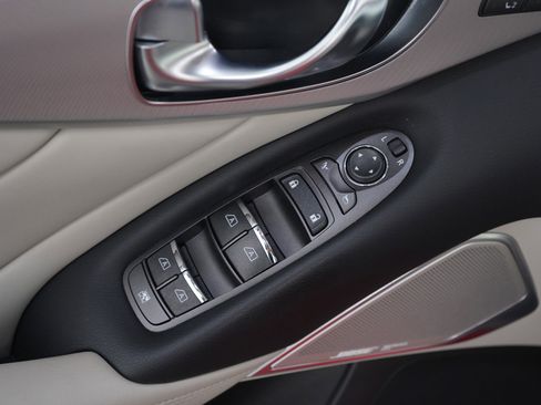 Used 2023 INFINITI Q50 Luxe AWD/4WD image 19
