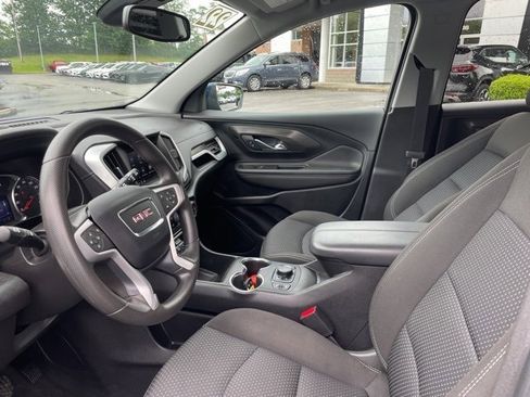 Used 2022 GMC Terrain SLE w/ Driver Convenience Package image 11