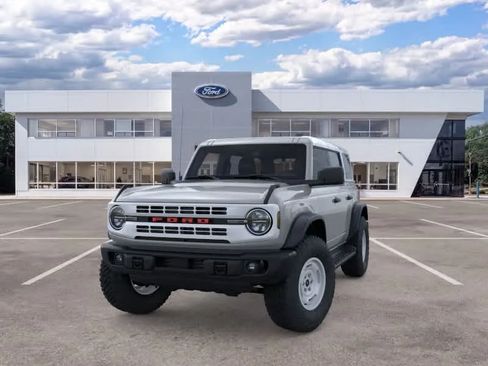 New 2026 Ford Bronco Heritage Edition AWD/4WD image 2