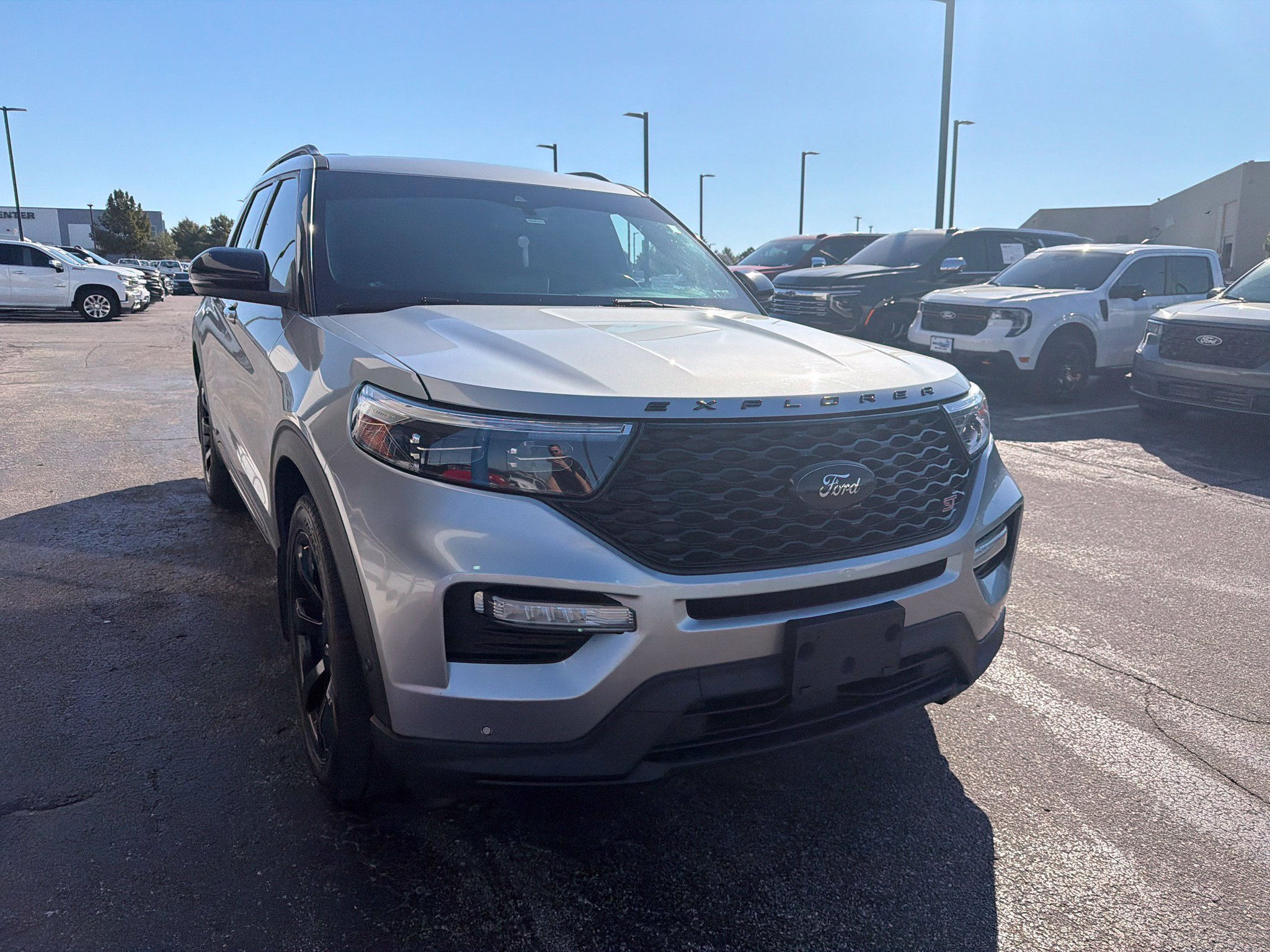 Used 2021 Ford Explorer ST w/ Equipment Group 401A AWD/4WD image 5