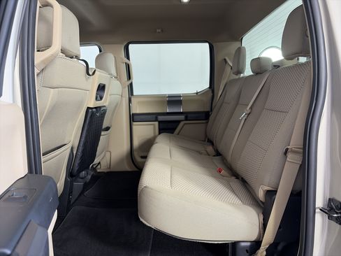 Used 2018 Ford F150 XLT w/ Equipment Group 302A Luxury AWD/4WD image 16