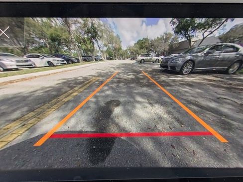 Used 2022 Audi Q8 Premium Plus w/ Premium Plus Package image 7