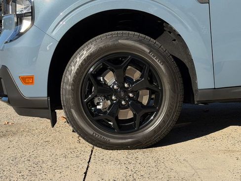 Used 2025 Ford Maverick XLT w/ XLT Luxury Package image 9