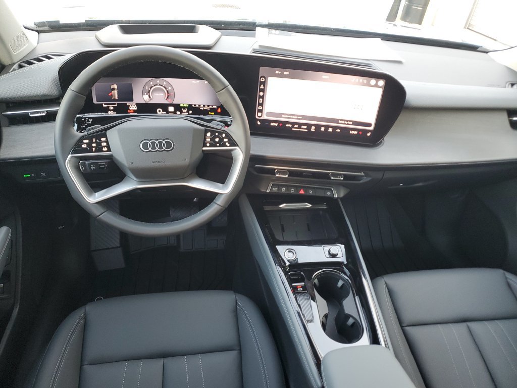 New 2026 Audi Q3 quattro 2.0T AWD/4WD image 3