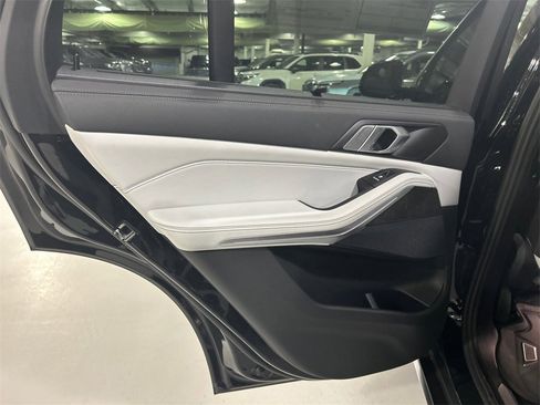 Used 2023 BMW X5 xDrive45e w/ Climate Comfort Package image 20